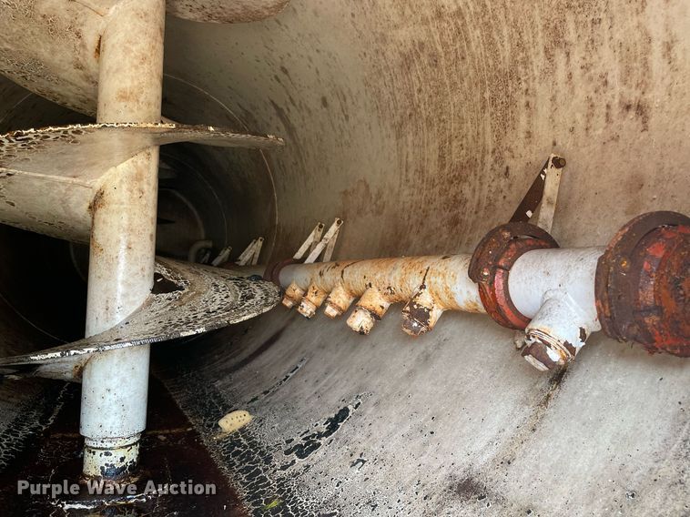 image for item NT9486 2010 Tiger Manufacturing  tank trailer