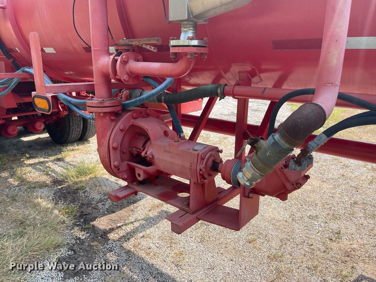 image for item NT9486 2010 Tiger Manufacturing  tank trailer