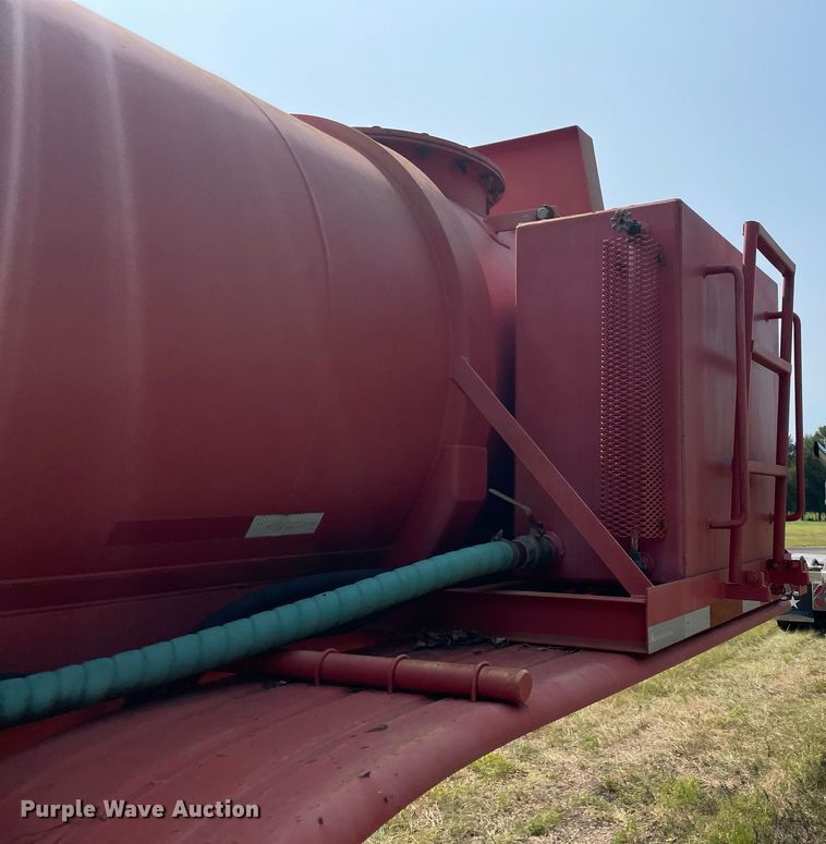 image for item NT9486 2010 Tiger Manufacturing  tank trailer