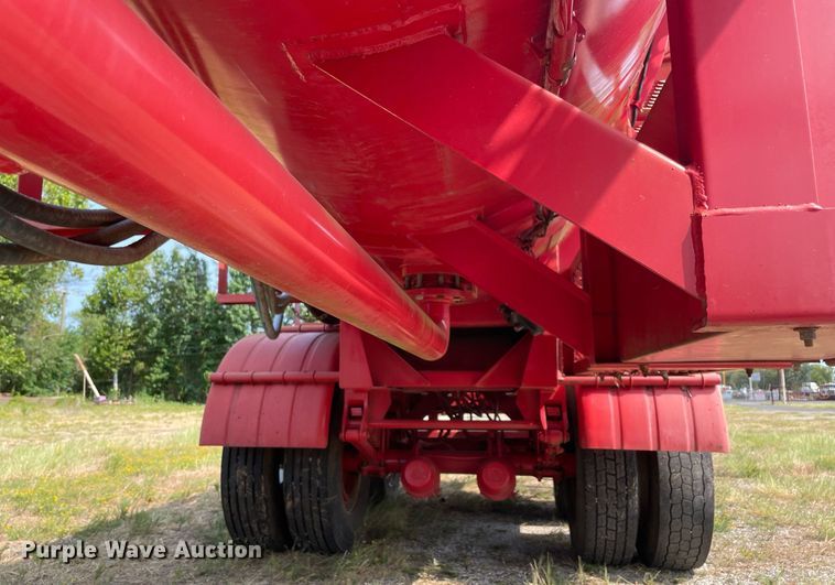 image for item NT9486 2010 Tiger Manufacturing  tank trailer