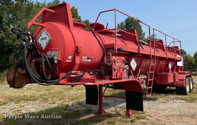 image for item NT9487 2009 Tiger Manufacturing  tank trailer