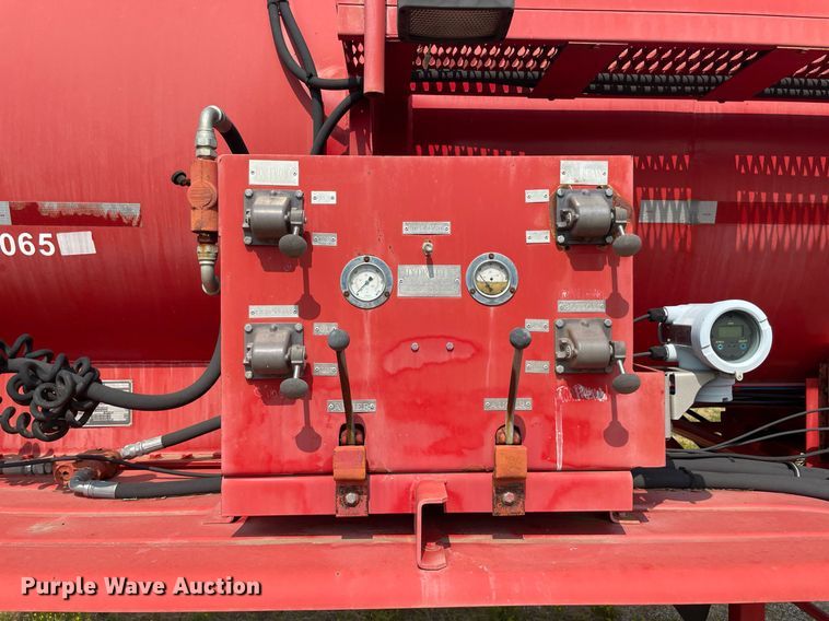 image for item NT9487 2009 Tiger Manufacturing  tank trailer