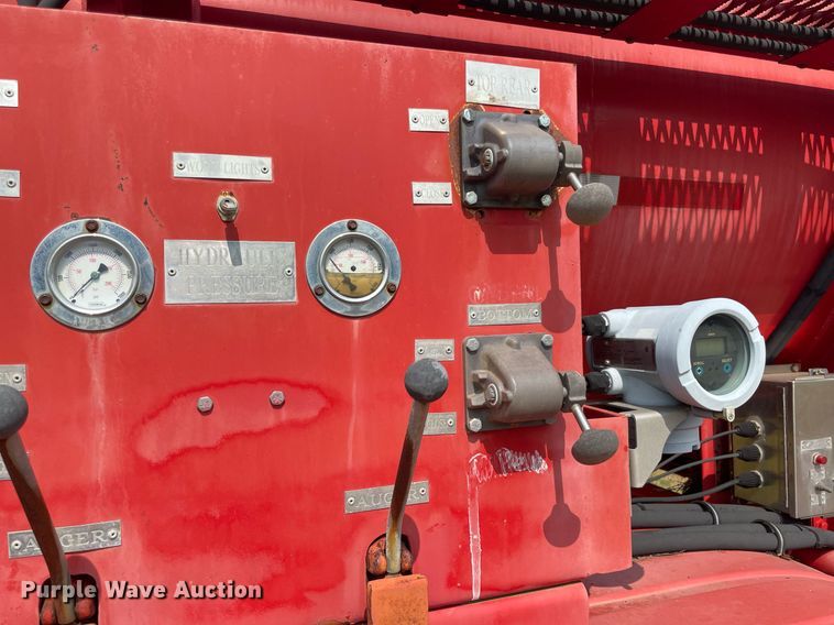 image for item NT9487 2009 Tiger Manufacturing  tank trailer