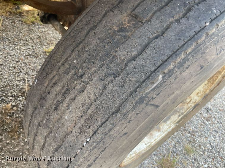 image for item NT9488 1976 Comet 45XVT  walking floor trailer