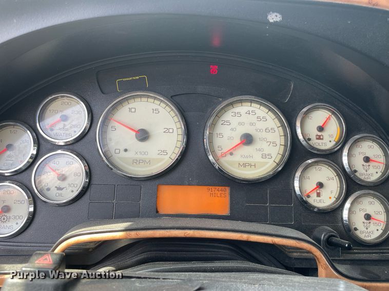 image for item NT9510 2014 International ProStar  semi truck