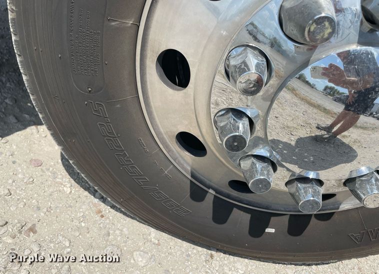 image for item NT9510 2014 International ProStar  semi truck