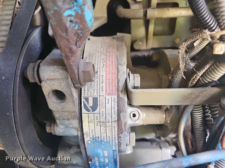 image for item NT9975 1985 Freightliner FLT 8664  truck cab and chassis