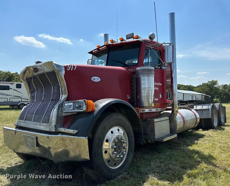 image for item OC9161 1987 Peterbilt 379  semi truck