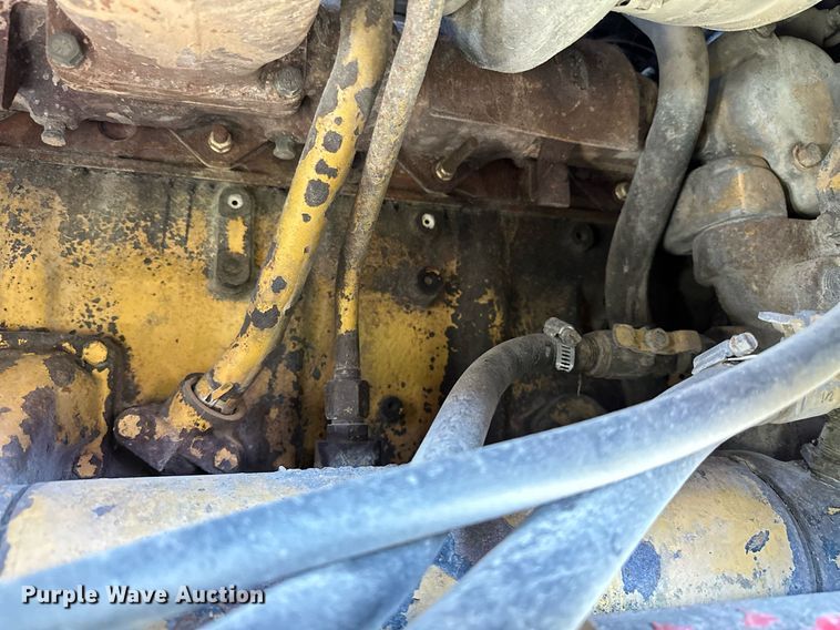 image for item OC9161 1987 Peterbilt 379  semi truck