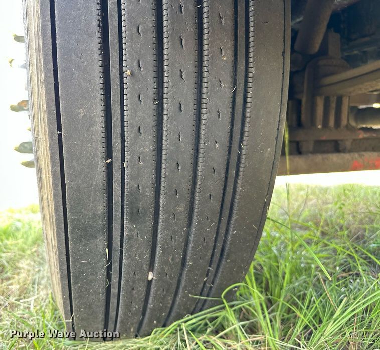 image for item OC9161 1987 Peterbilt 379  semi truck