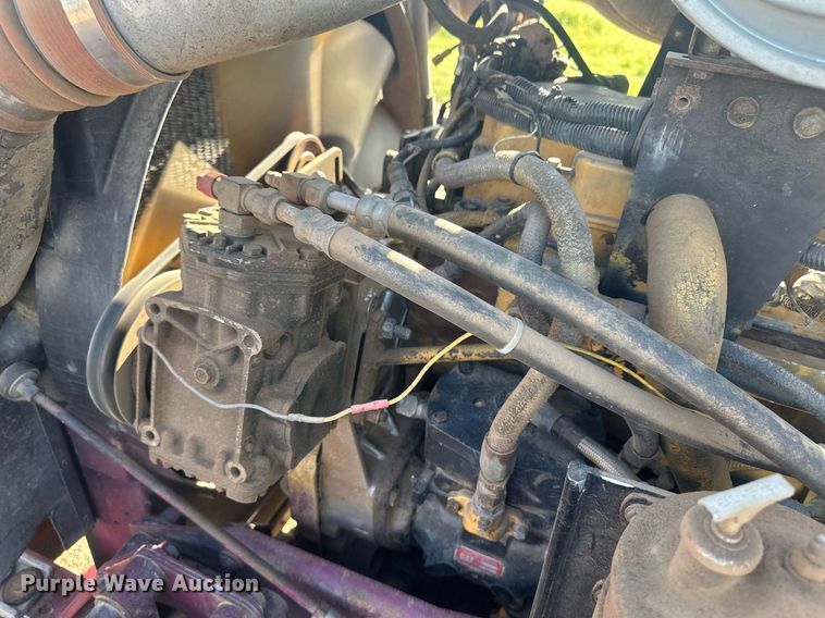 image for item OC9327 1991 Kenworth T800  semi truck