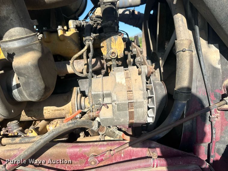 image for item OC9327 1991 Kenworth T800  semi truck