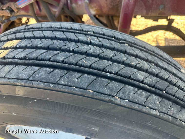 image for item OC9327 1991 Kenworth T800  semi truck