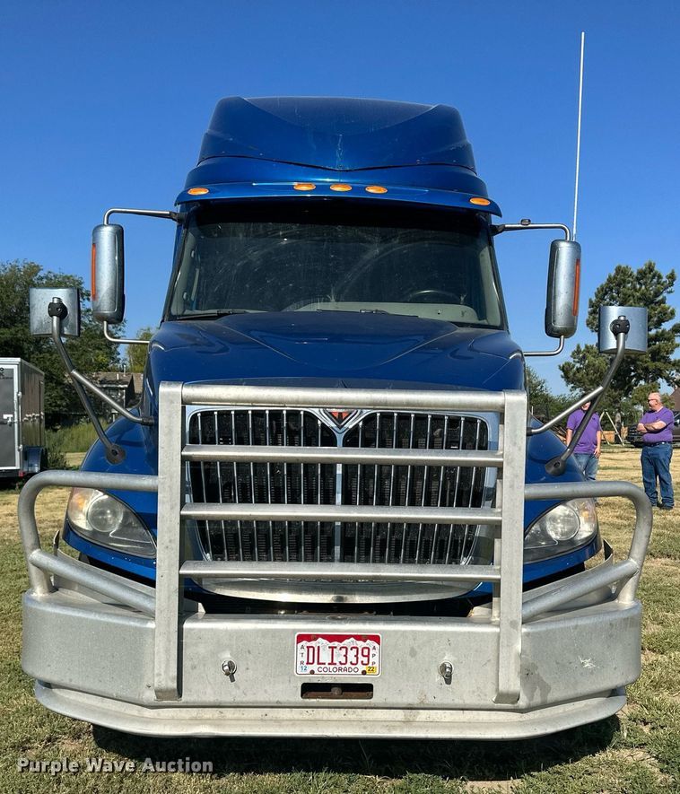 image for item OC9357 2016 International ProStar  semi truck