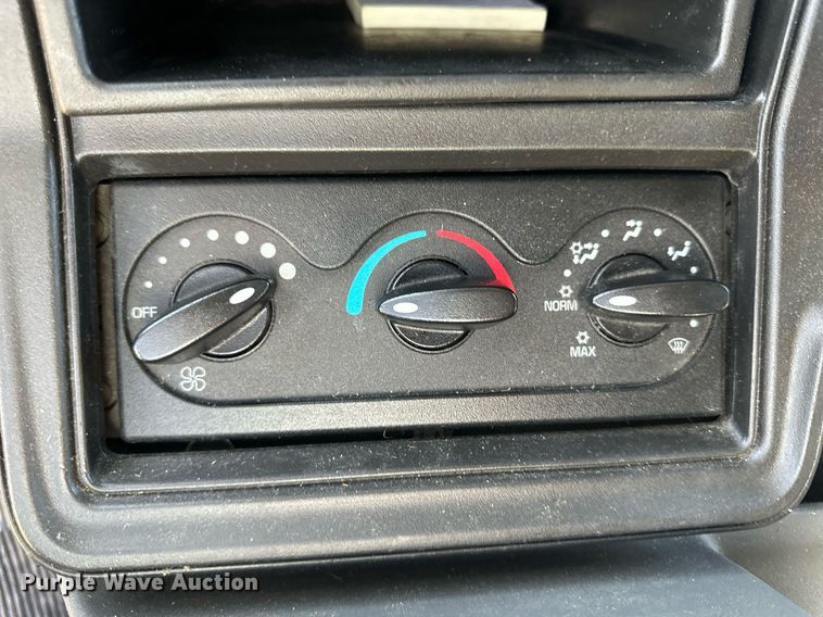 image for item OC9357 2016 International ProStar  semi truck