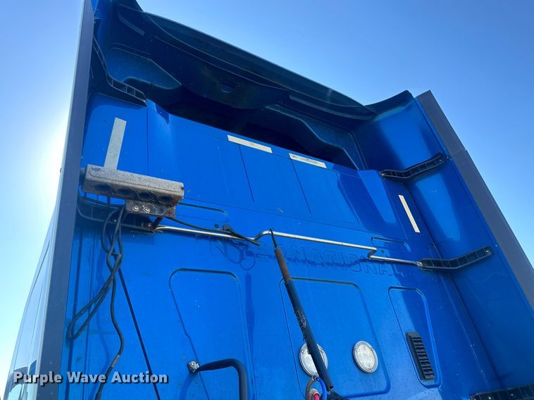 image for item OC9357 2016 International ProStar  semi truck