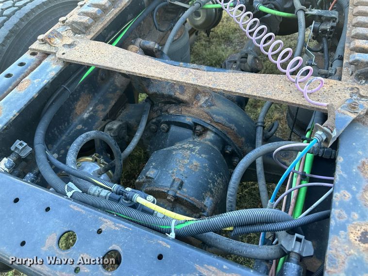 image for item OC9357 2016 International ProStar  semi truck