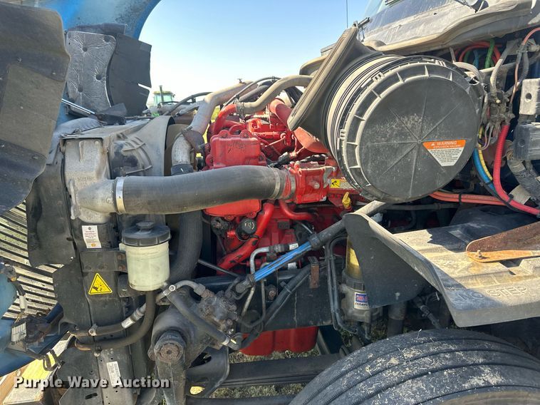 image for item OC9357 2016 International ProStar  semi truck