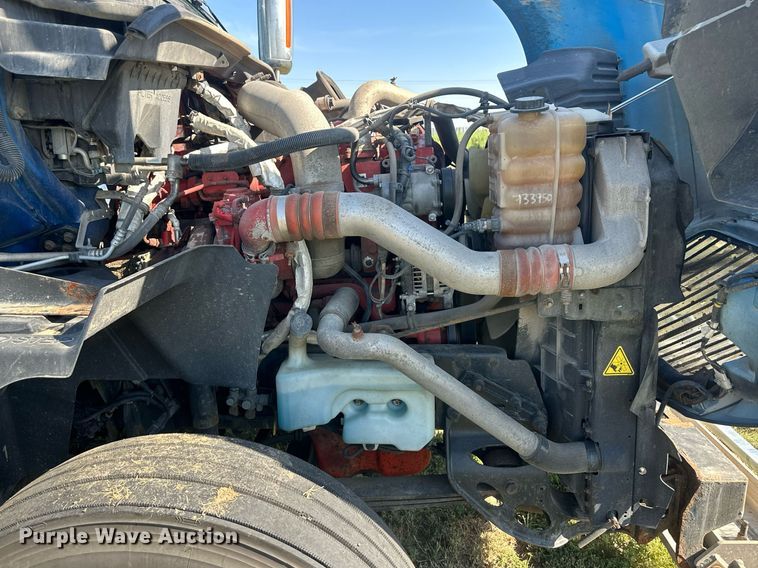 image for item OC9357 2016 International ProStar  semi truck