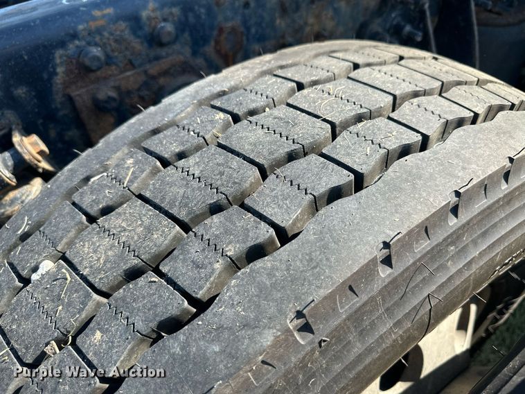 image for item OC9357 2016 International ProStar  semi truck