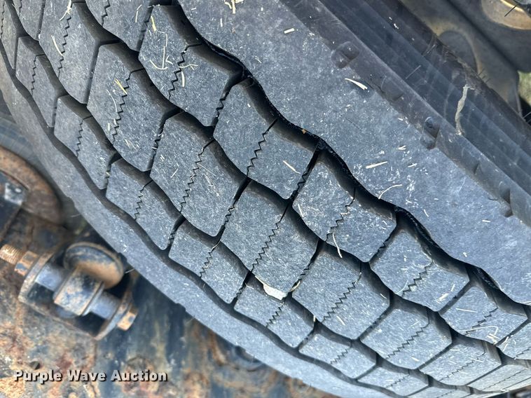 image for item OC9357 2016 International ProStar  semi truck