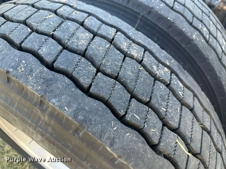 image for item OC9357 2016 International ProStar  semi truck