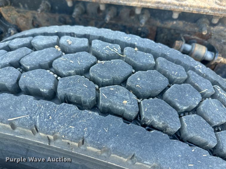 image for item OC9357 2016 International ProStar  semi truck