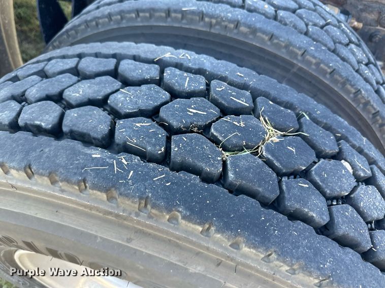 image for item OC9357 2016 International ProStar  semi truck