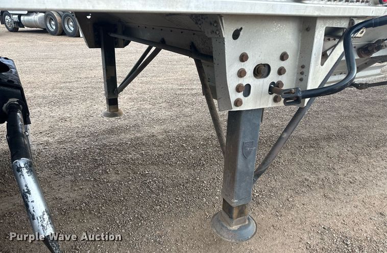 image for item OC9411 2010 Cornhusker  grain trailer