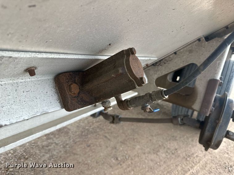 image for item OC9411 2010 Cornhusker  grain trailer