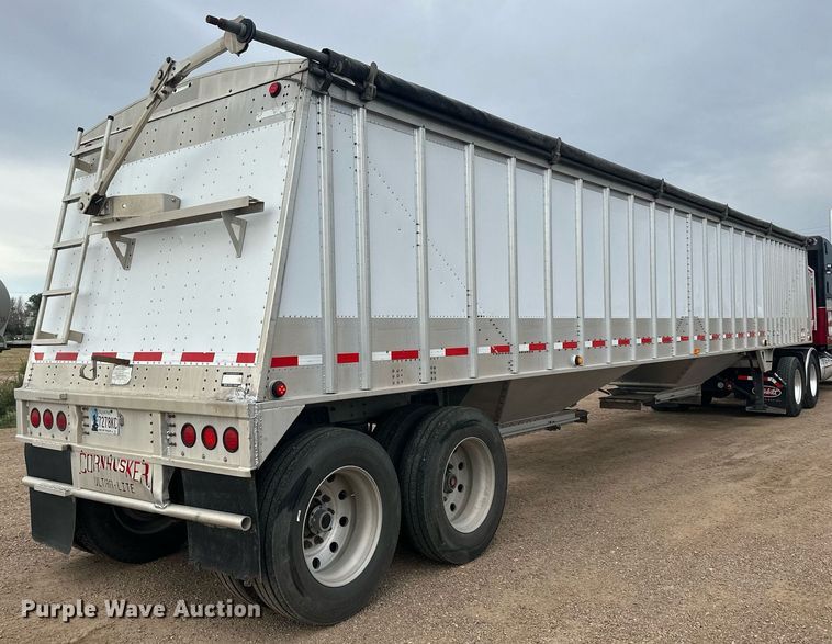 image for item OC9412 2012 Cornhusker  grain trailer
