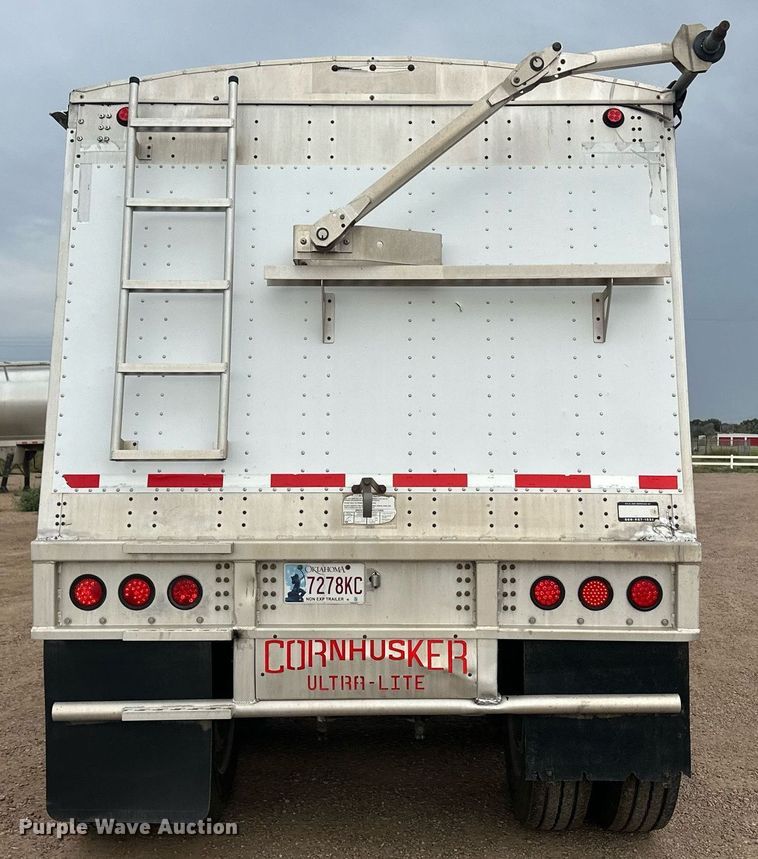 image for item OC9412 2012 Cornhusker  grain trailer