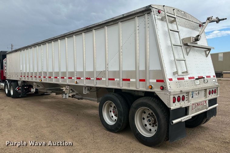 image for item OC9412 2012 Cornhusker  grain trailer