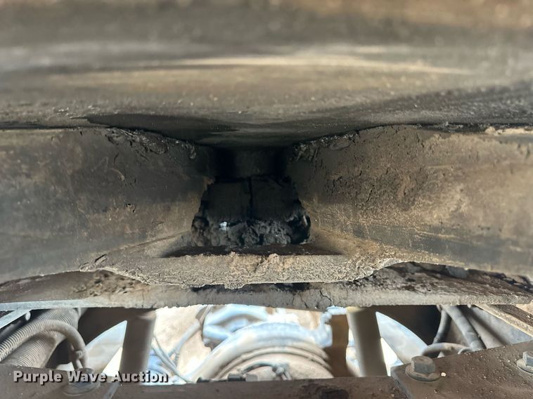 image for item OC9412 2012 Cornhusker  grain trailer