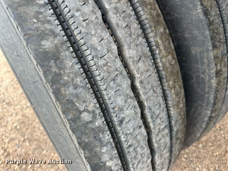 image for item OC9412 2012 Cornhusker  grain trailer