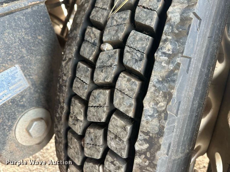 image for item OC9412 2012 Cornhusker  grain trailer