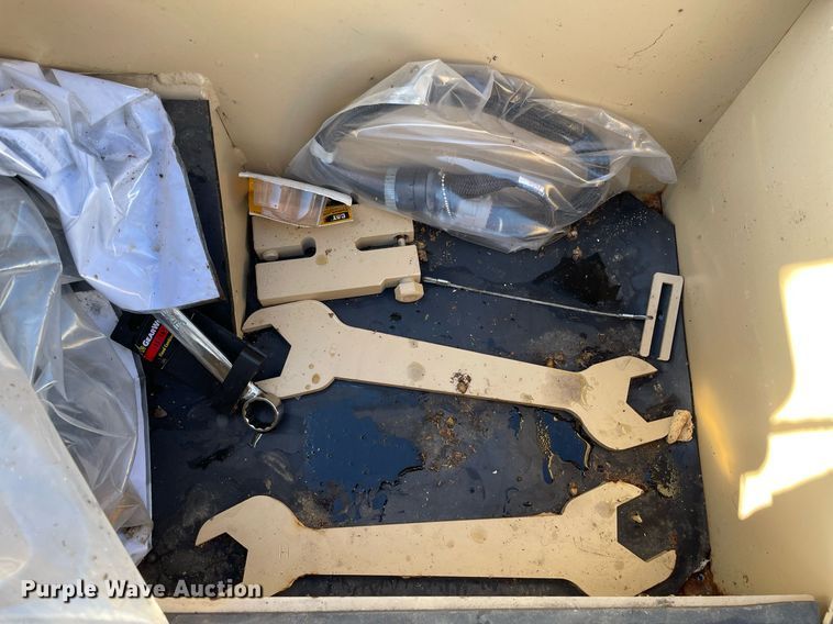 image for item DL3966 2016 Caterpillar  boom mower system