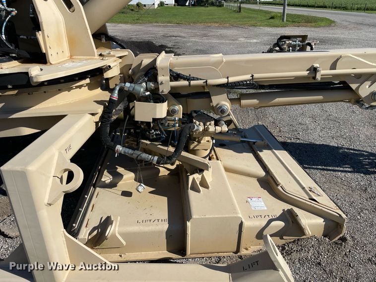 image for item DL3966 2016 Caterpillar  boom mower system