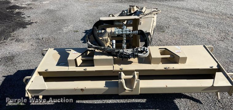 image for item DL3966 2016 Caterpillar  boom mower system