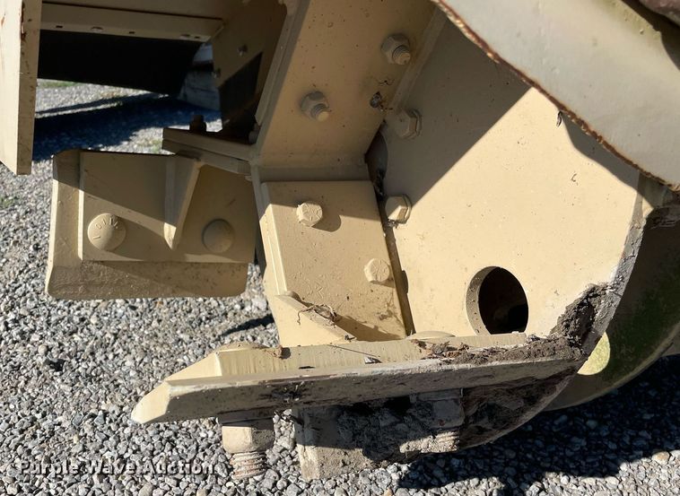 image for item DL3966 2016 Caterpillar  boom mower system