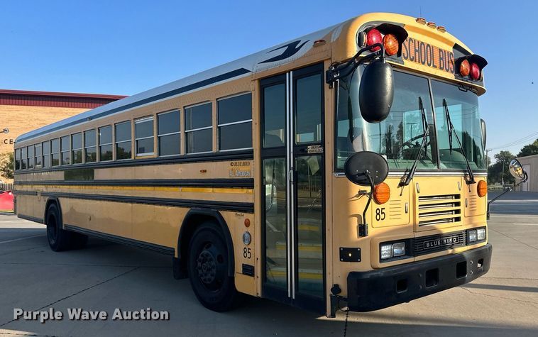 image for item DM2607 2006 Blue Bird  school bus