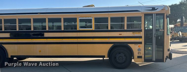 image for item DM2607 2006 Blue Bird  school bus