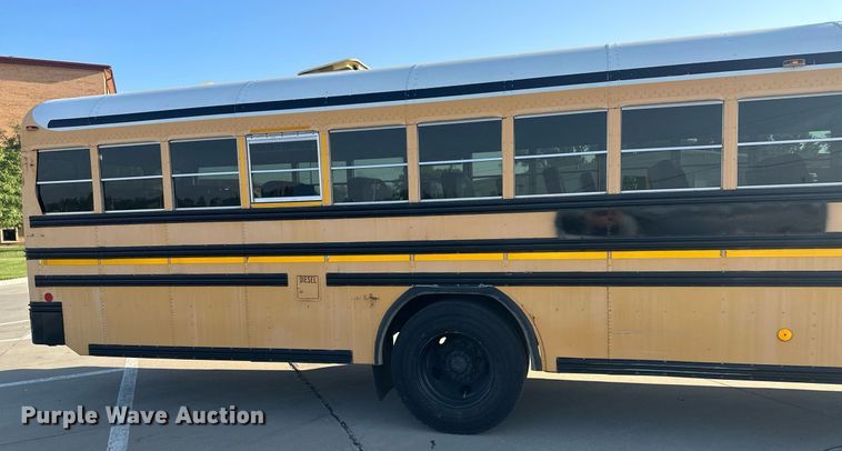 image for item DM2607 2006 Blue Bird  school bus