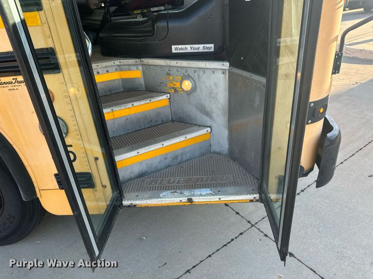 image for item DM2607 2006 Blue Bird  school bus