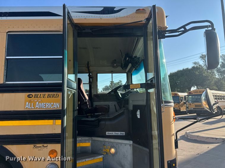 image for item DM2607 2006 Blue Bird  school bus