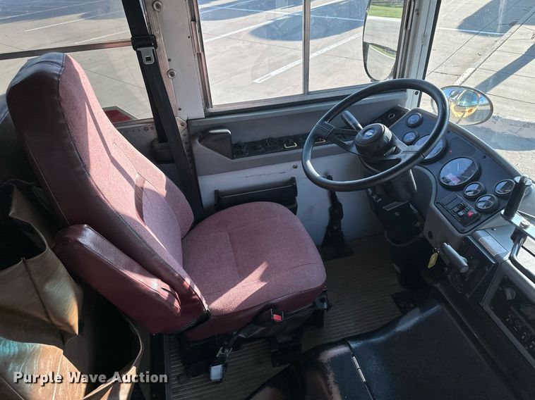 image for item DM2607 2006 Blue Bird  school bus