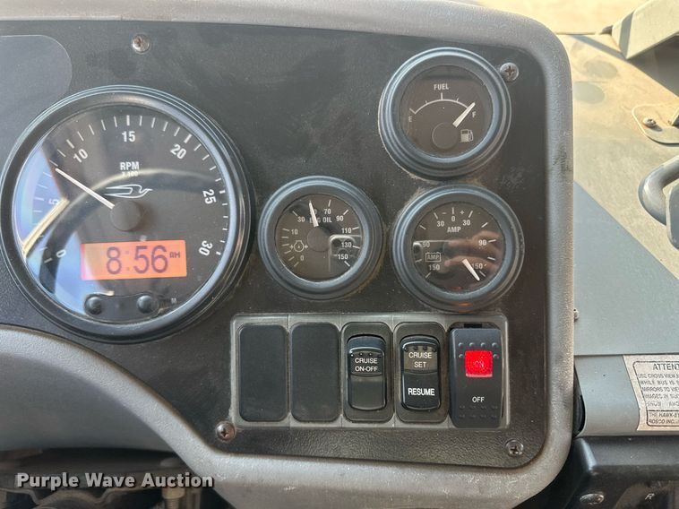 image for item DM2607 2006 Blue Bird  school bus