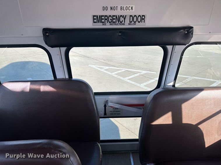 image for item DM2607 2006 Blue Bird  school bus