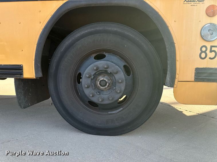 image for item DM2607 2006 Blue Bird  school bus