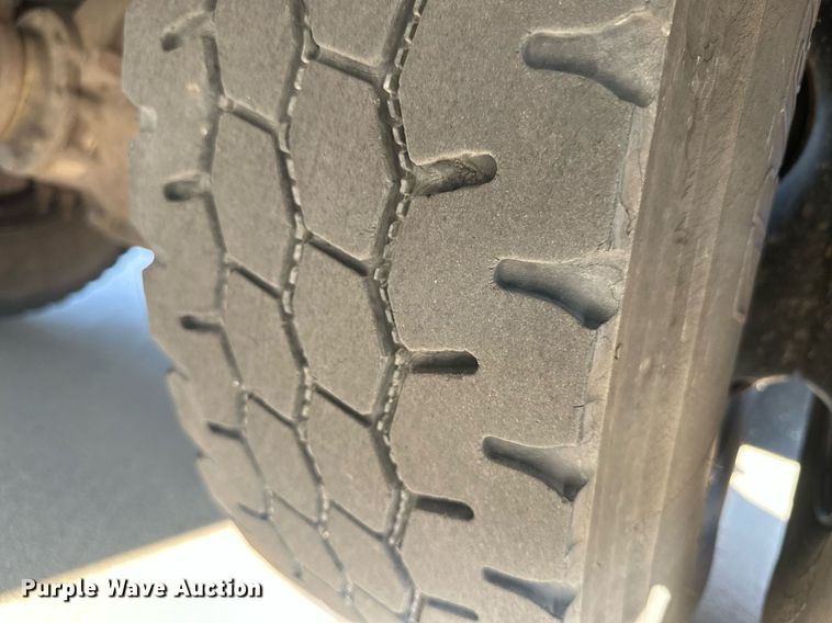 image for item DM2607 2006 Blue Bird  school bus